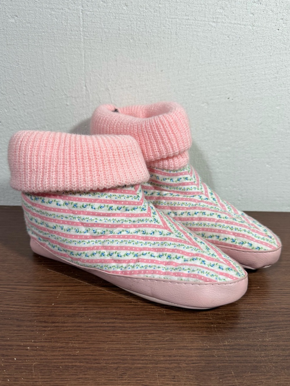 Quilted Slippers Grannycore Vintage Size 7